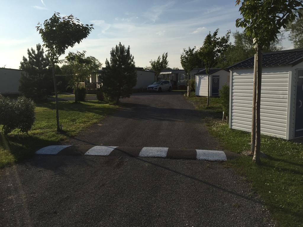 Camping Caravaning Les Cerisiers Berck Sur Mer Verton Exteriér fotografie
